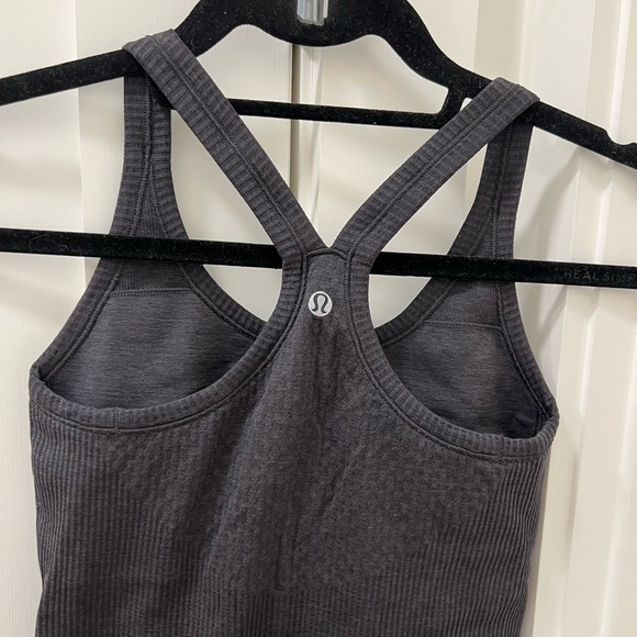 Lululemon Sports Bra Tank - Picture 3 of 3